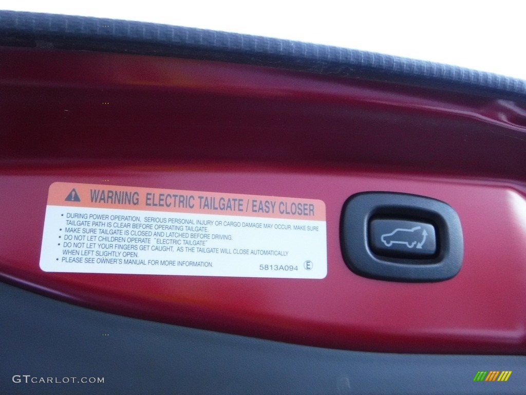 2017 Mitsubishi Outlander SEL S-AWC Controls Photo #141255307