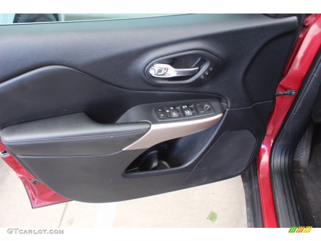 2017 Jeep Cherokee Limited Black Door Panel Photo #141255445
