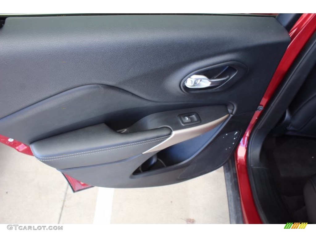 2017 Jeep Cherokee Limited Black Door Panel Photo #141255490