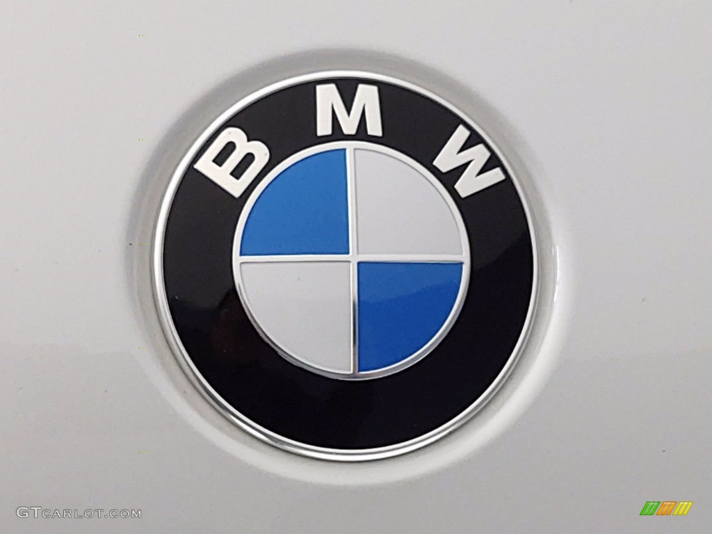 2018 7 Series 740i Sedan - Mineral White Metallic / Black photo #8