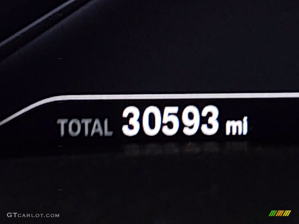 2018 7 Series 740i Sedan - Mineral White Metallic / Black photo #20