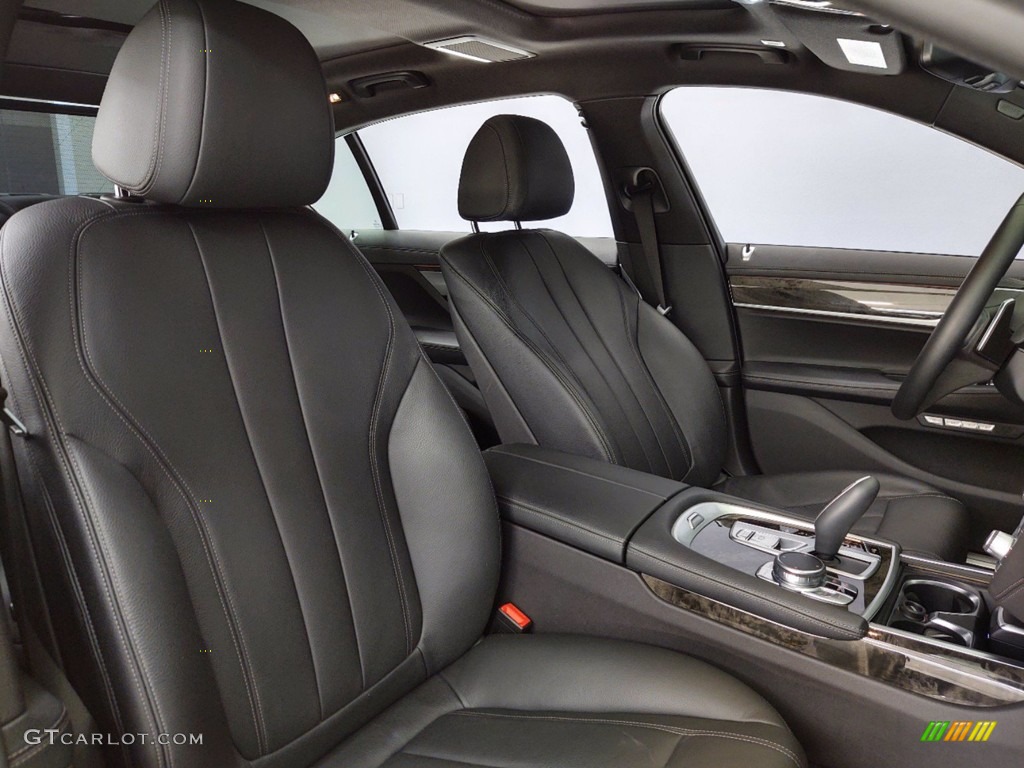 2018 7 Series 740i Sedan - Mineral White Metallic / Black photo #32