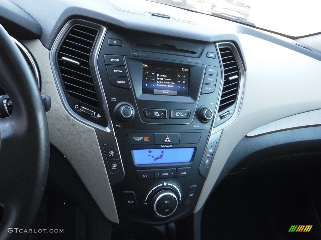 2014 Hyundai Santa Fe GLS AWD Controls Photo #141256571