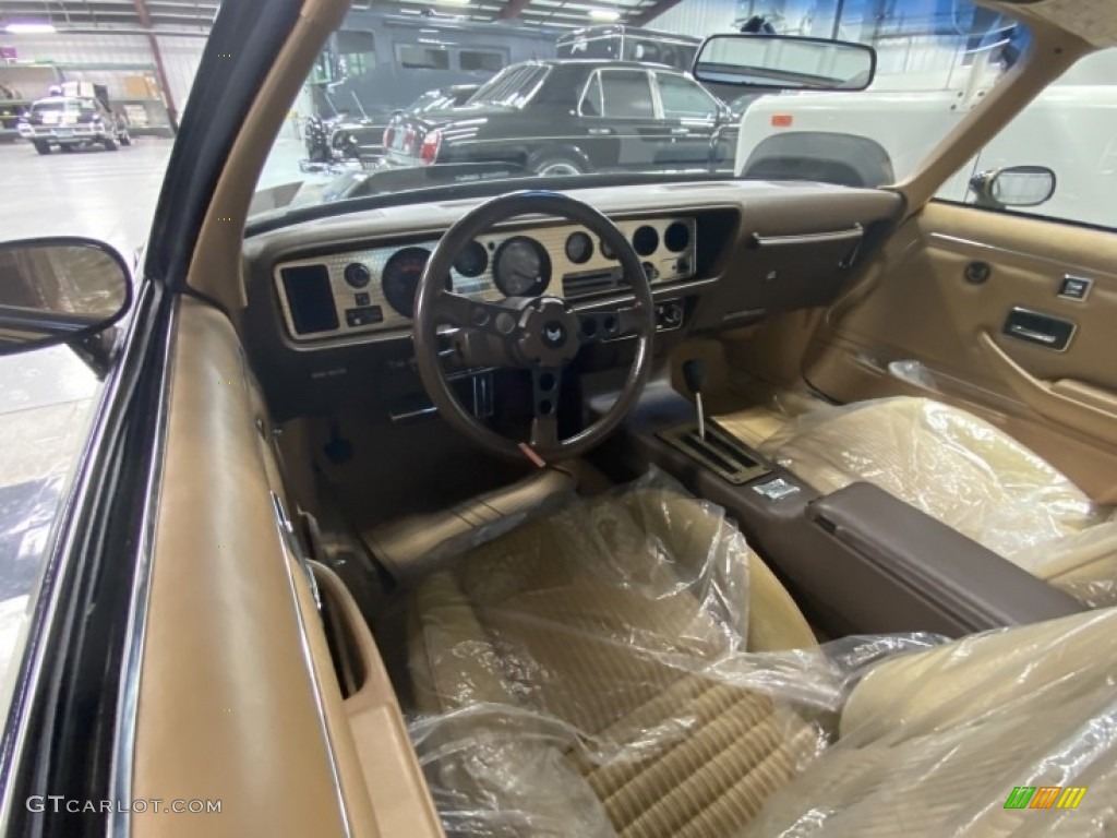 Camel Tan Interior 1981 Pontiac Firebird Trans Am Coupe Photo #141256795