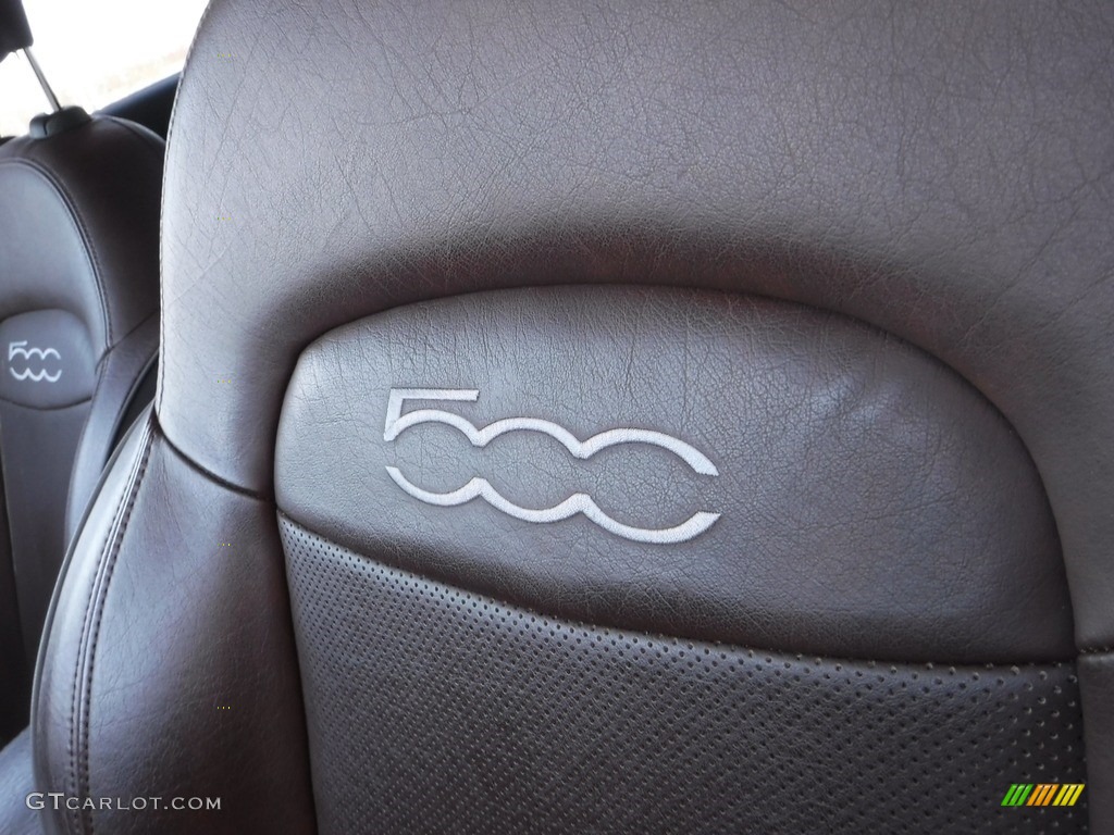 2016 Fiat 500X Trekking Plus AWD Marks and Logos Photos