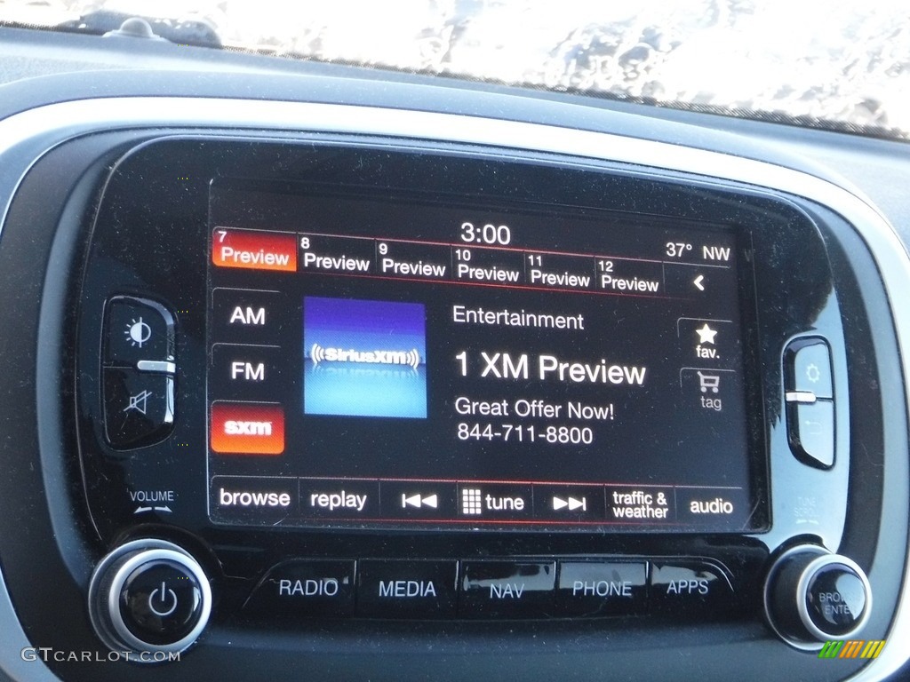 2016 Fiat 500X Trekking Plus AWD Audio System Photos
