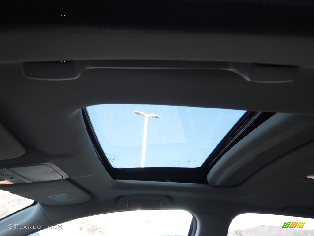 2015 CR-V Touring - Mountain Air Metallic / Beige photo #12