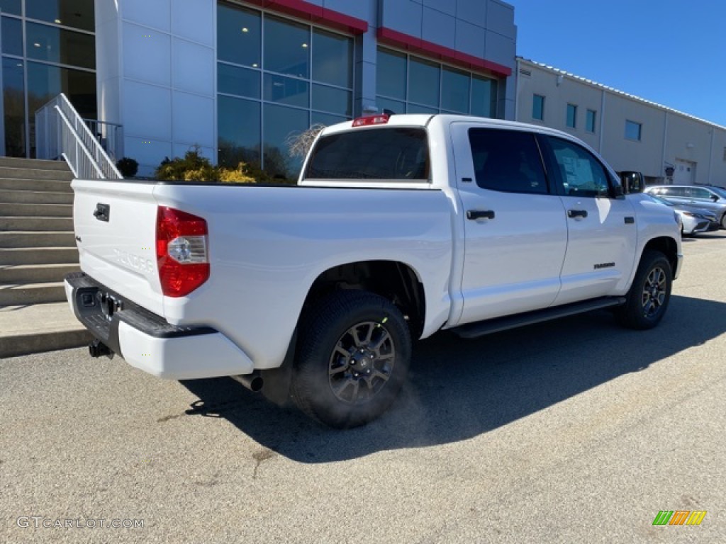 2021 Tundra SR5 CrewMax 4x4 - Super White / Black photo #13