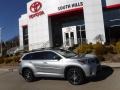 2018 Celestial Silver Metallic Toyota Highlander SE AWD  photo #2