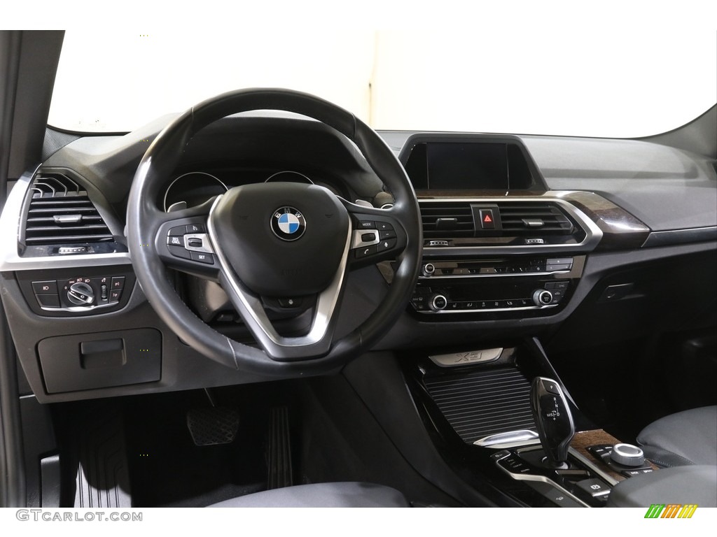 2018 BMW X3 xDrive30i Dashboard Photos