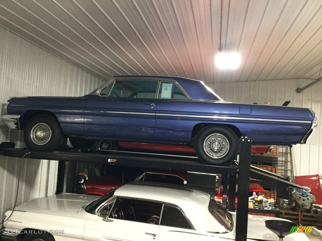 Ensign Blue Poly 1962 Pontiac Catalina Sports Coupe Exterior Photo #141261755