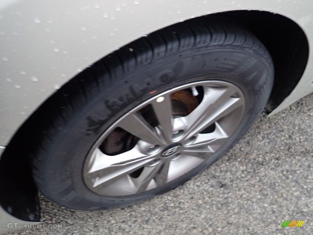 2018 Elantra Value Edition - Mineral Beige / Beige photo #5