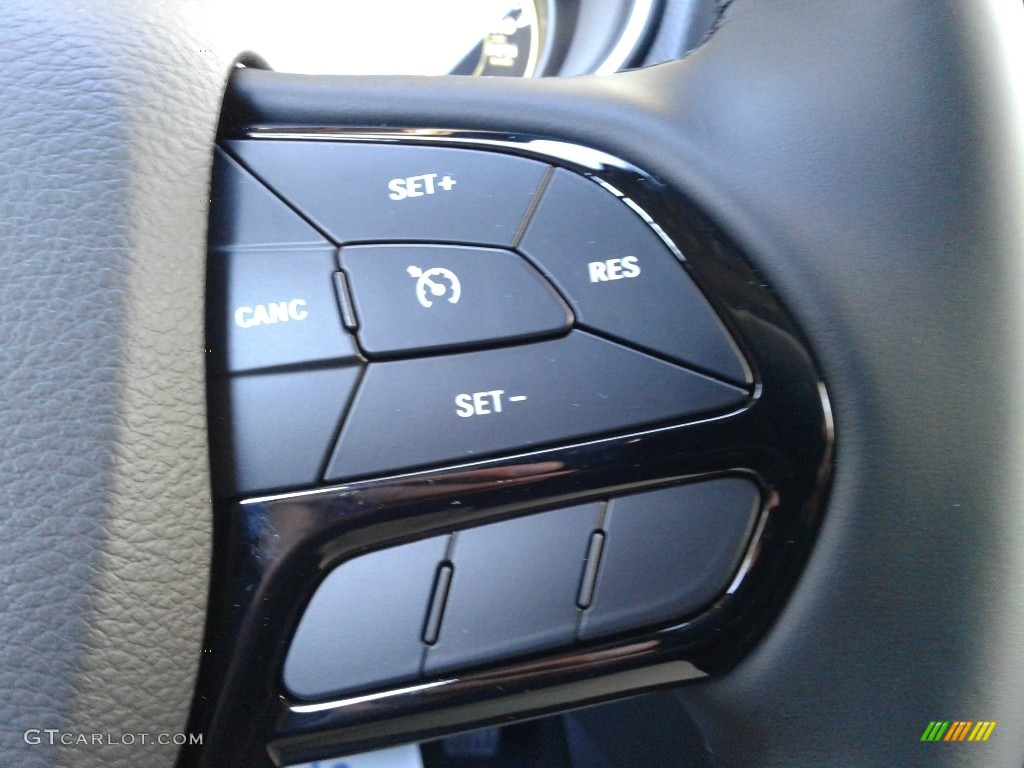 2021 Jeep Cherokee Altitude Black Steering Wheel Photo #141264528