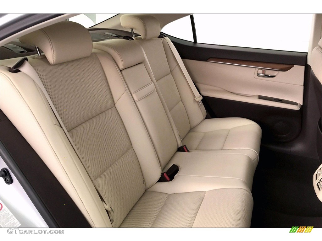 2016 Lexus ES 300h Hybrid Rear Seat Photo #141266272