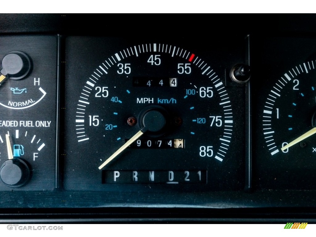 1989 Ford Bronco XLT 4x4 Gauges Photos