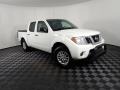 2017 Glacier White Nissan Frontier SV Crew Cab 4x4  photo #2