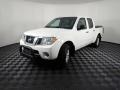 2017 Glacier White Nissan Frontier SV Crew Cab 4x4  photo #7