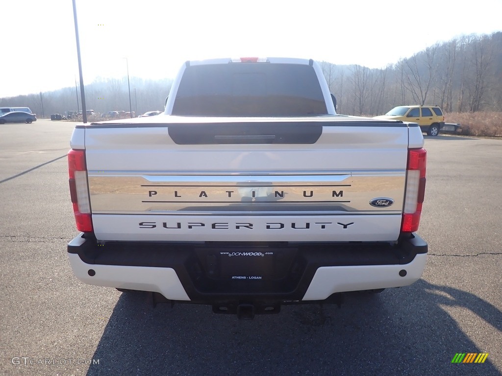 2019 F250 Super Duty Platinum Crew Cab 4x4 - White Platinum / Black photo #16