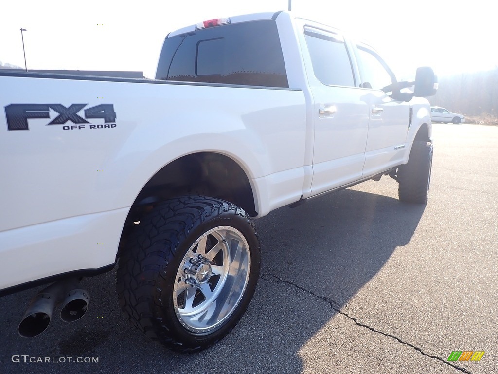 2019 F250 Super Duty Platinum Crew Cab 4x4 - White Platinum / Black photo #22