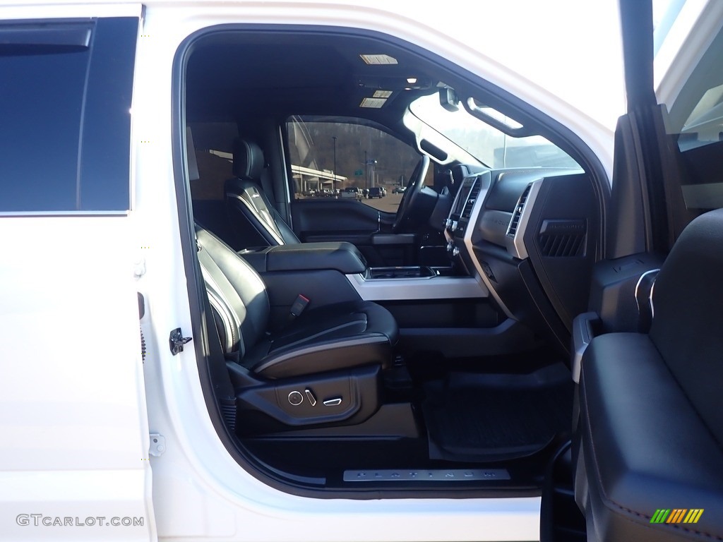 2019 F250 Super Duty Platinum Crew Cab 4x4 - White Platinum / Black photo #47