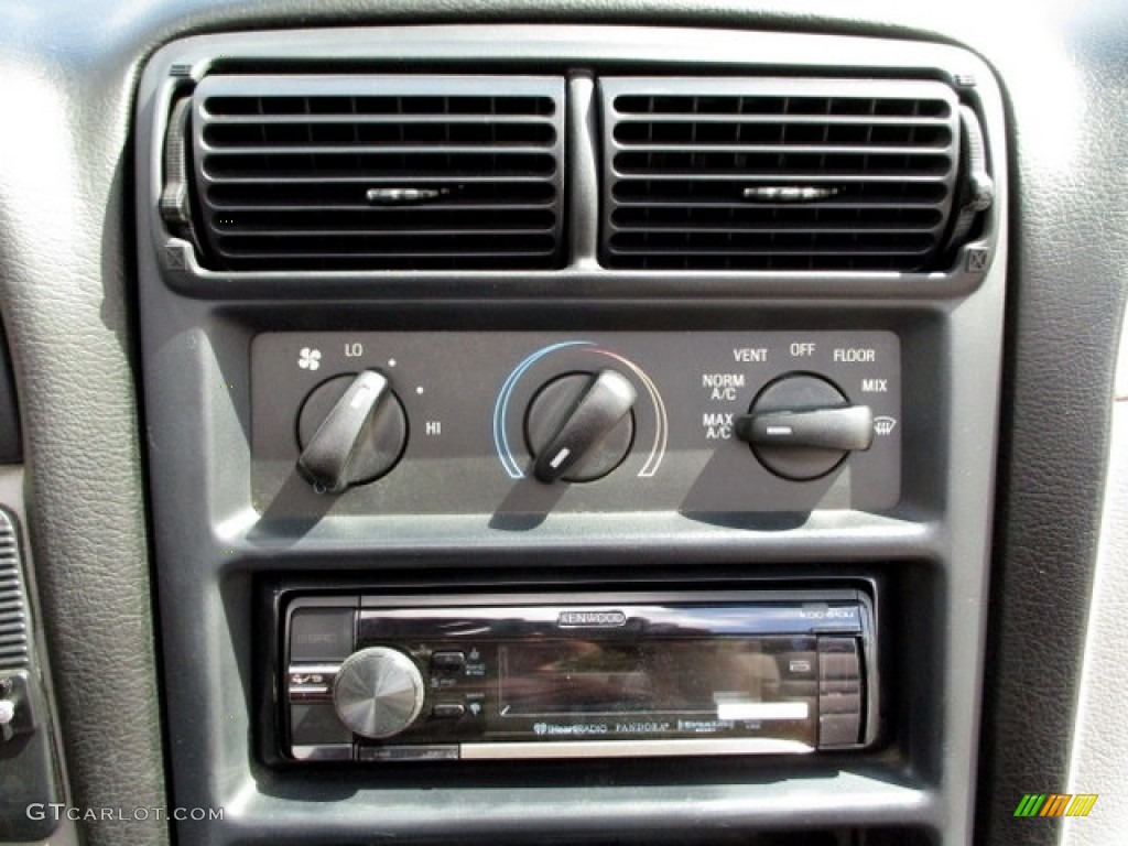 1996 Mustang V6 Convertible - Pacific Green Metallic / Grey Cloth photo #14