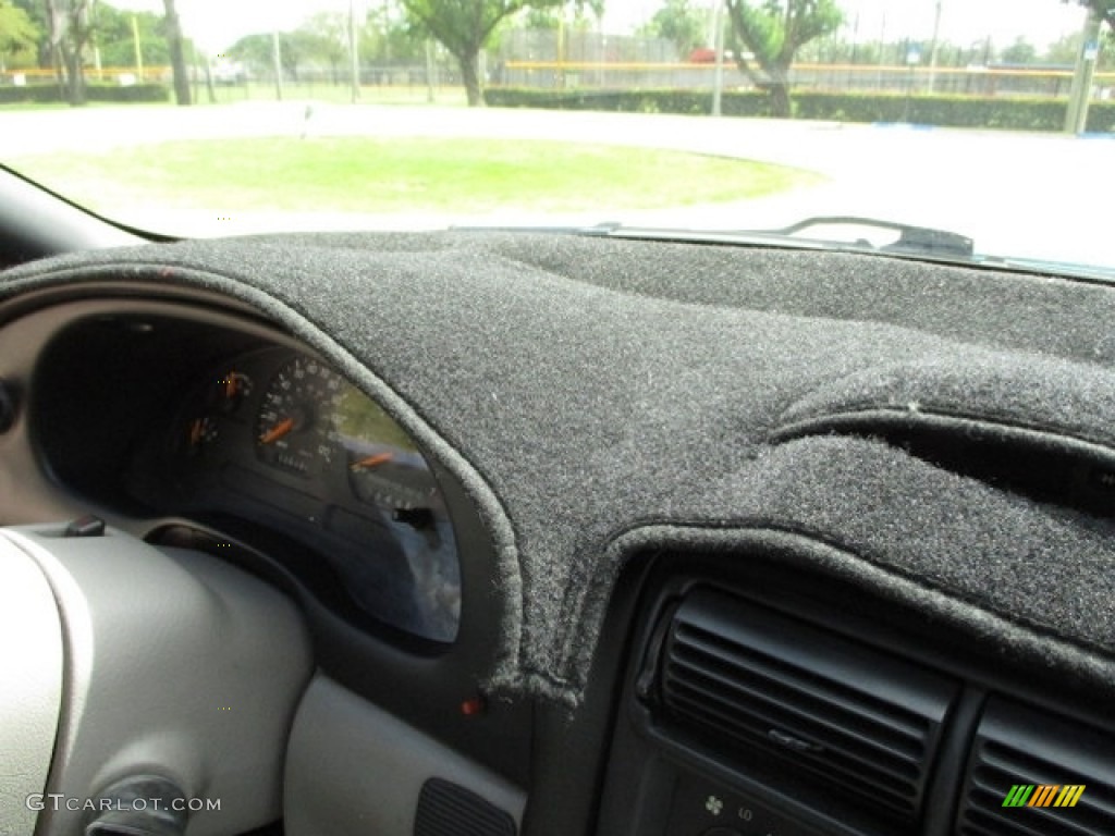 1996 Mustang V6 Convertible - Pacific Green Metallic / Grey Cloth photo #20