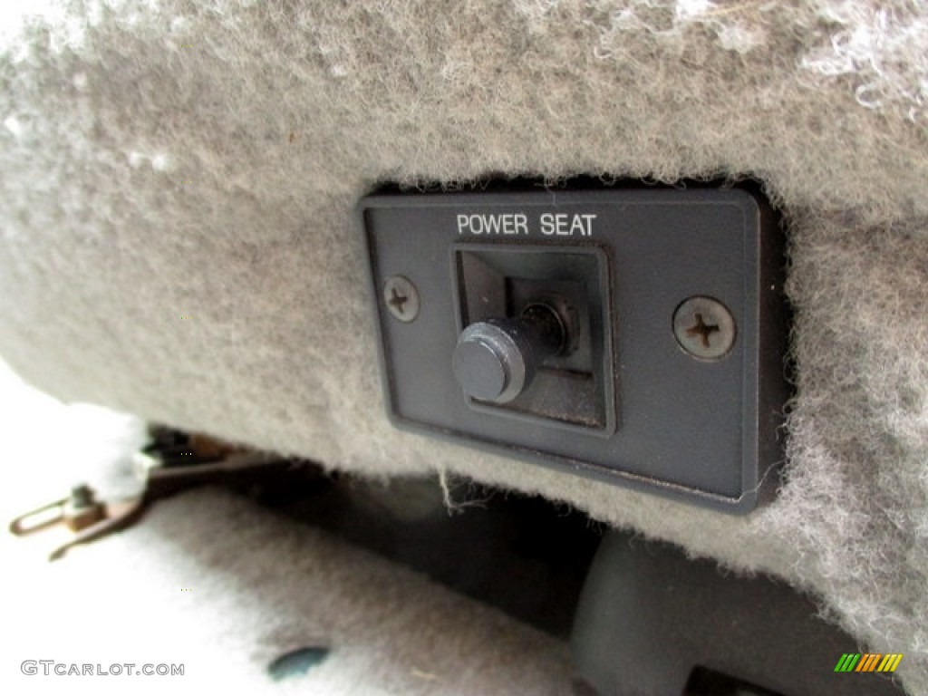 1996 Mustang V6 Convertible - Pacific Green Metallic / Grey Cloth photo #27