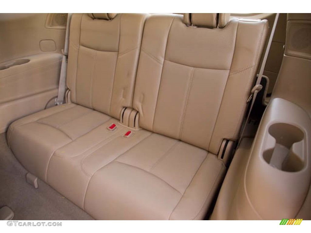 2013 Pathfinder Platinum 4x4 - Moonlight White / Almond photo #17