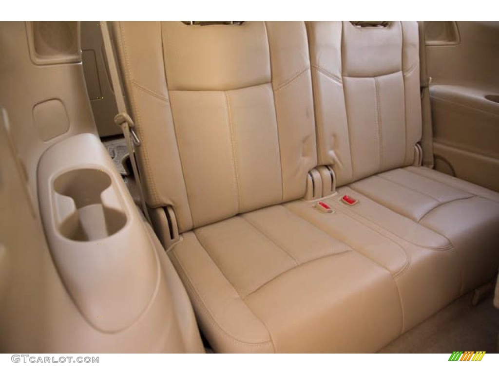2013 Pathfinder Platinum 4x4 - Moonlight White / Almond photo #20