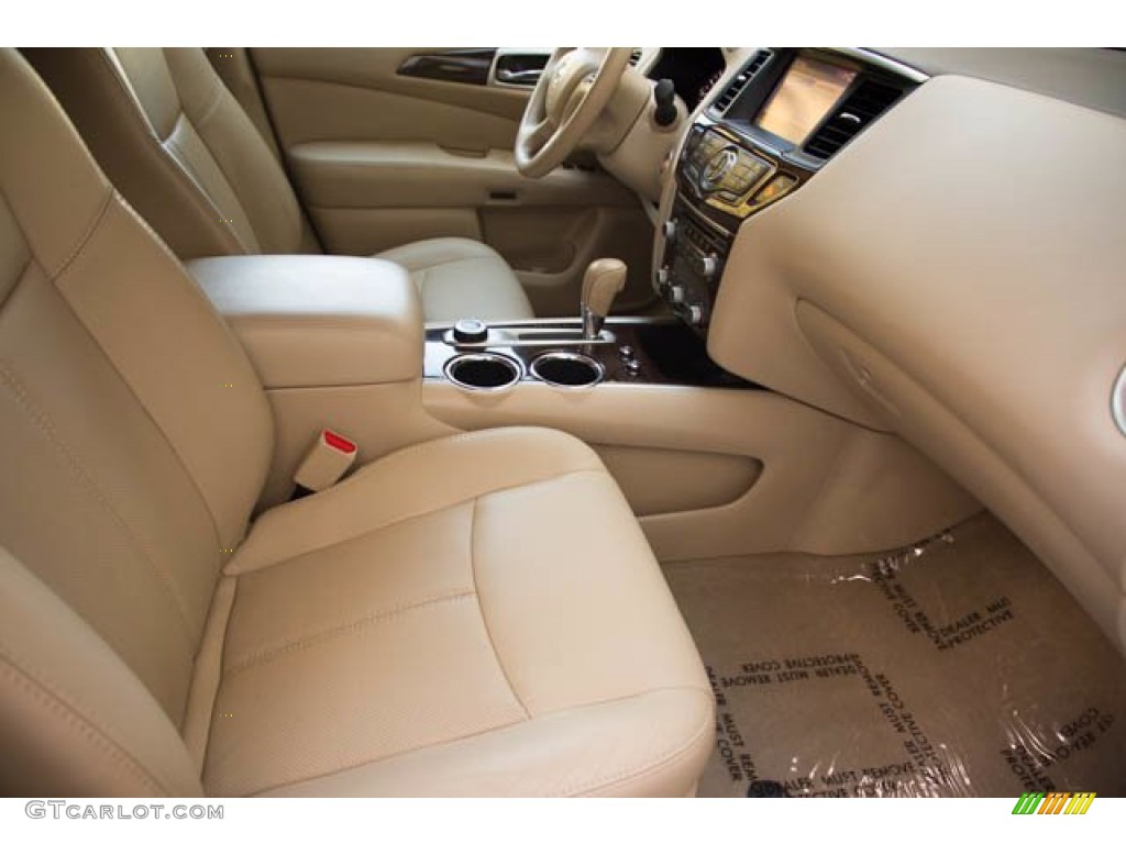 2013 Pathfinder Platinum 4x4 - Moonlight White / Almond photo #23
