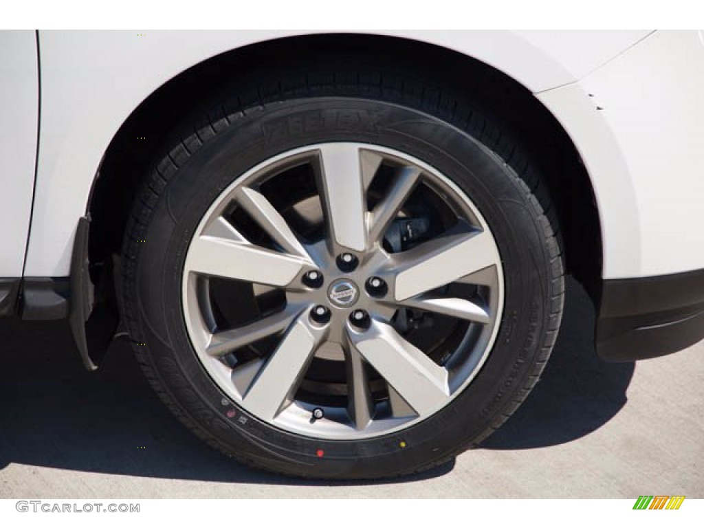 2013 Pathfinder Platinum 4x4 - Moonlight White / Almond photo #36