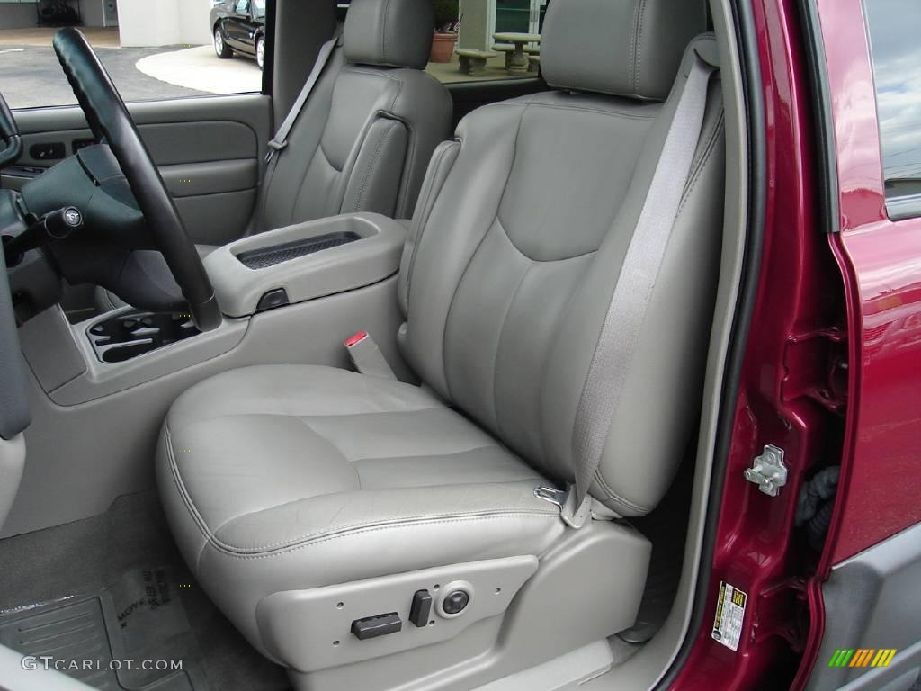 2005 Avalanche Z71 4x4 - Sport Red Metallic / Gray/Dark Charcoal photo #14