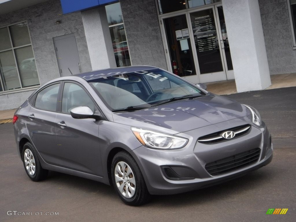 2016 Accent SE Sedan - Triathlon Gray / Gray photo #1