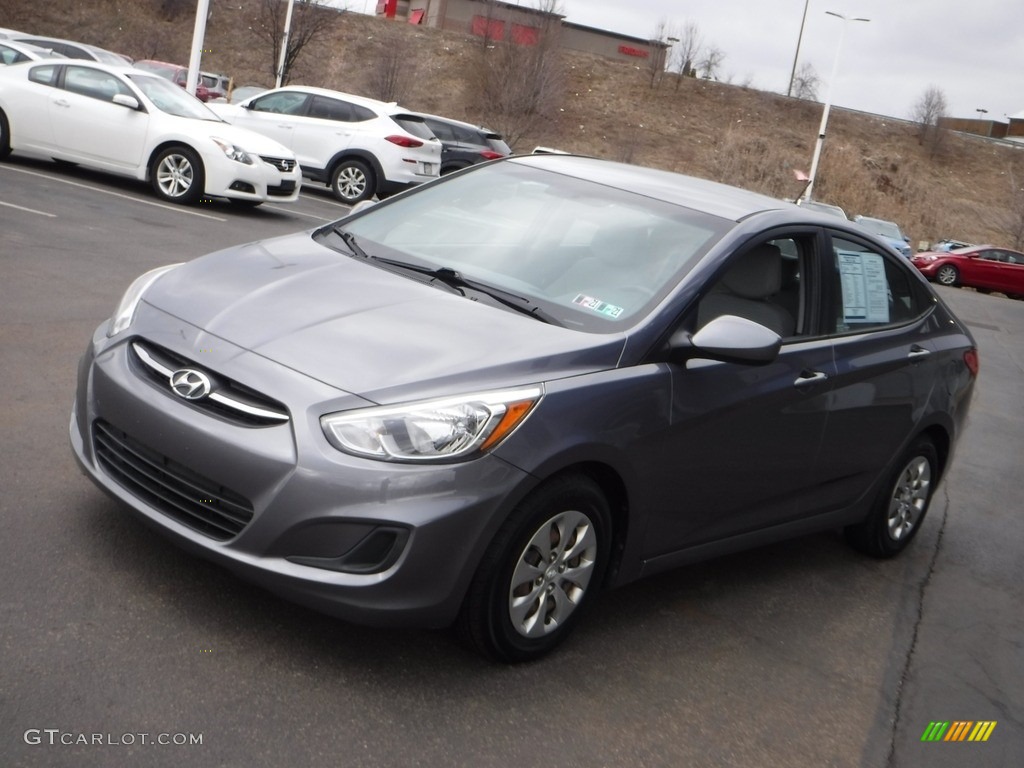 2016 Accent SE Sedan - Triathlon Gray / Gray photo #3
