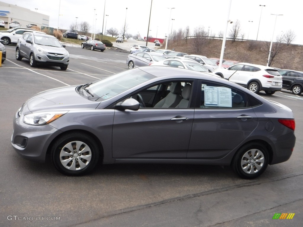 2016 Accent SE Sedan - Triathlon Gray / Gray photo #4