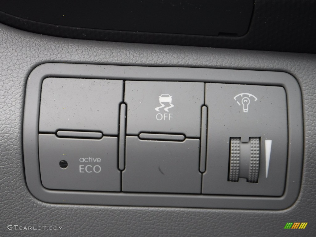 2016 Accent SE Sedan - Triathlon Gray / Gray photo #11