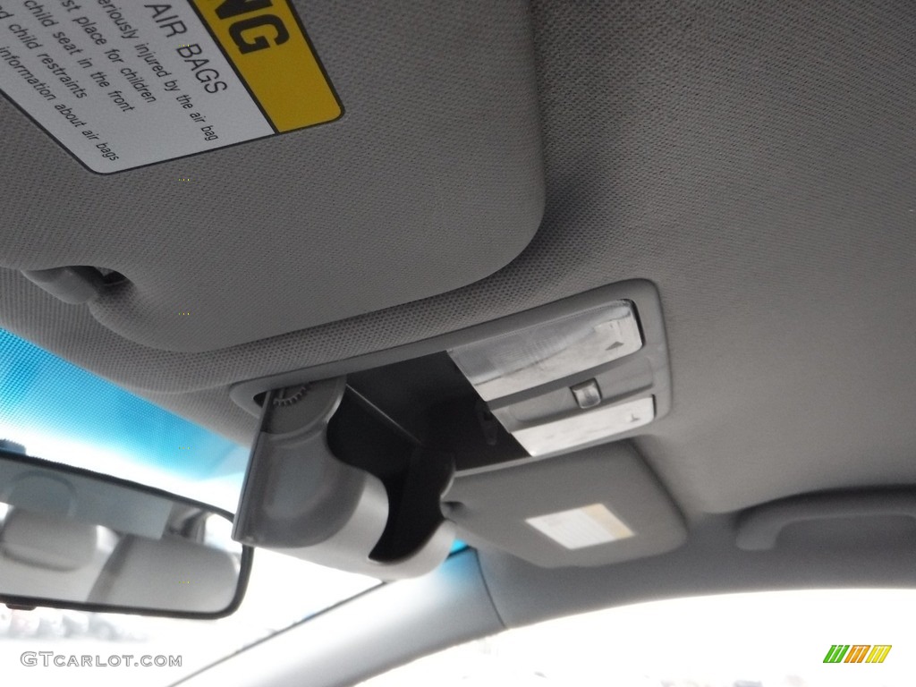 2016 Accent SE Sedan - Triathlon Gray / Gray photo #15