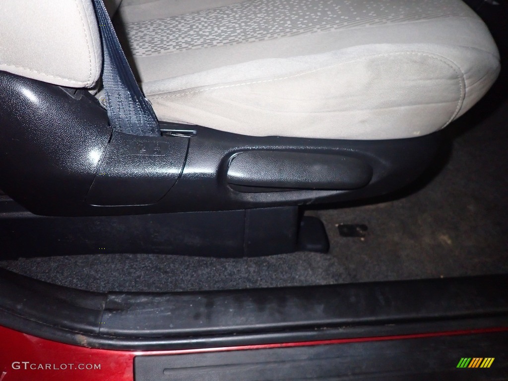 2012 MAZDA5 Sport - Copper Red Mica / Sand photo #38