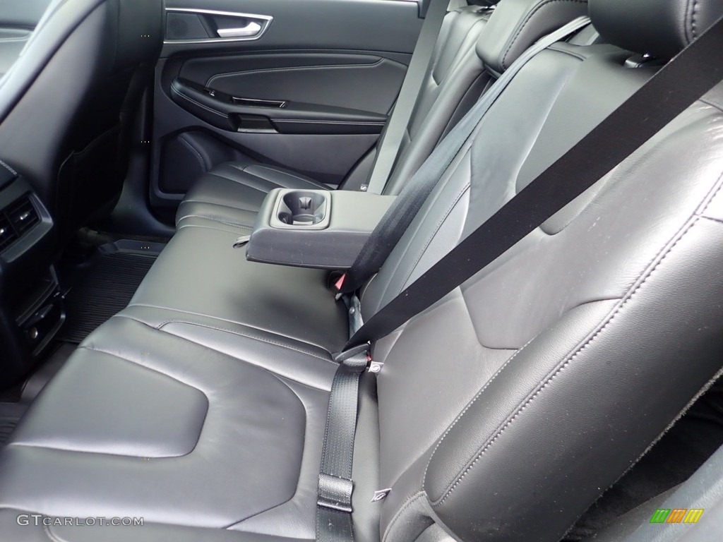 2020 Edge Titanium AWD - Burgundy Velvet Metallic Tinted / Ebony photo #17