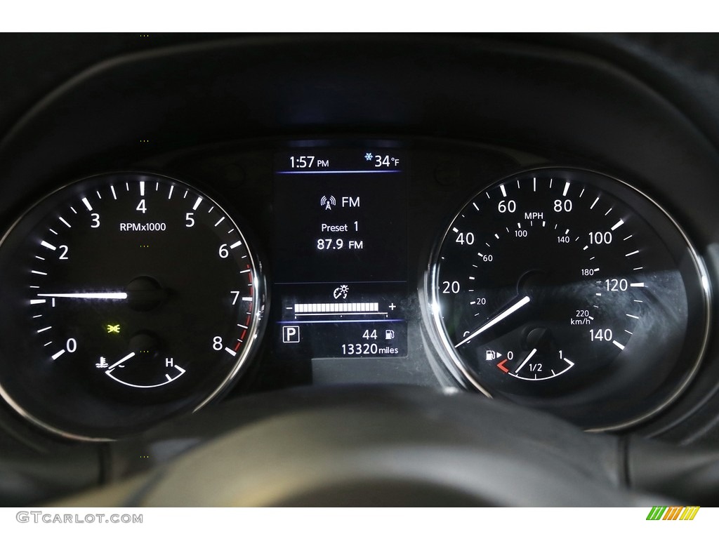 2018 Nissan Rogue SV AWD Gauges Photos