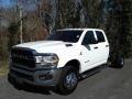 Bright White - 3500 Tradesman Crew Cab 4x4 Chassis Photo No. 2