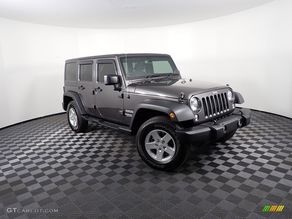 2014 Jeep Wrangler Unlimited Sport 4x4 RHD Exterior Photos