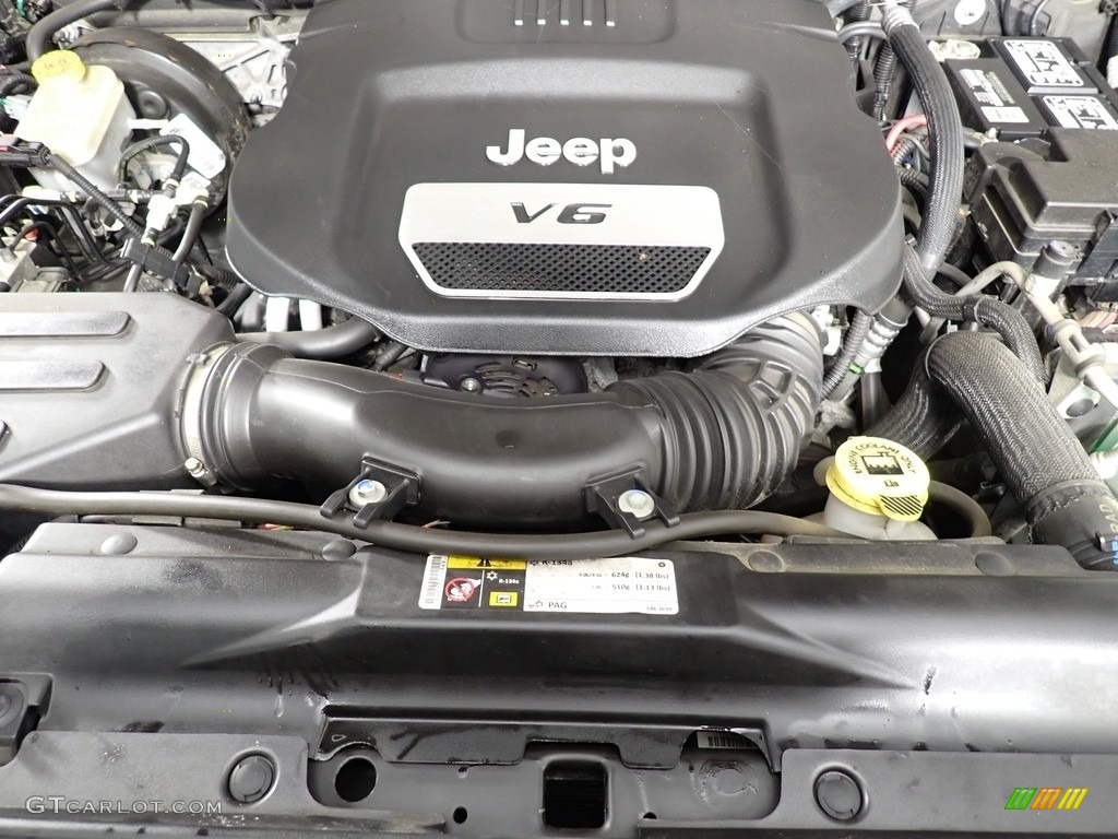 2014 Jeep Wrangler Unlimited Sport 4x4 RHD 3.6 Liter DOHC 24-Valve VVT V6 Engine Photo #141293563
