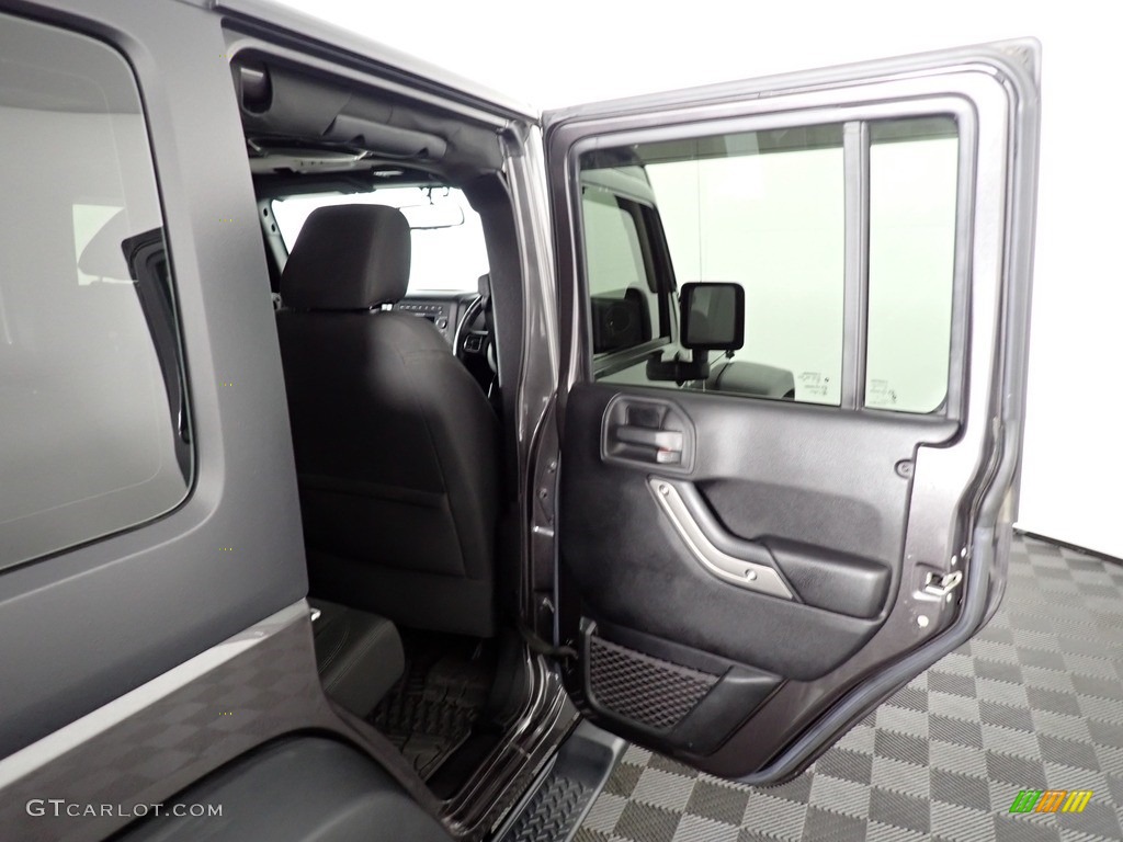 2014 Jeep Wrangler Unlimited Sport 4x4 RHD Door Panel Photos