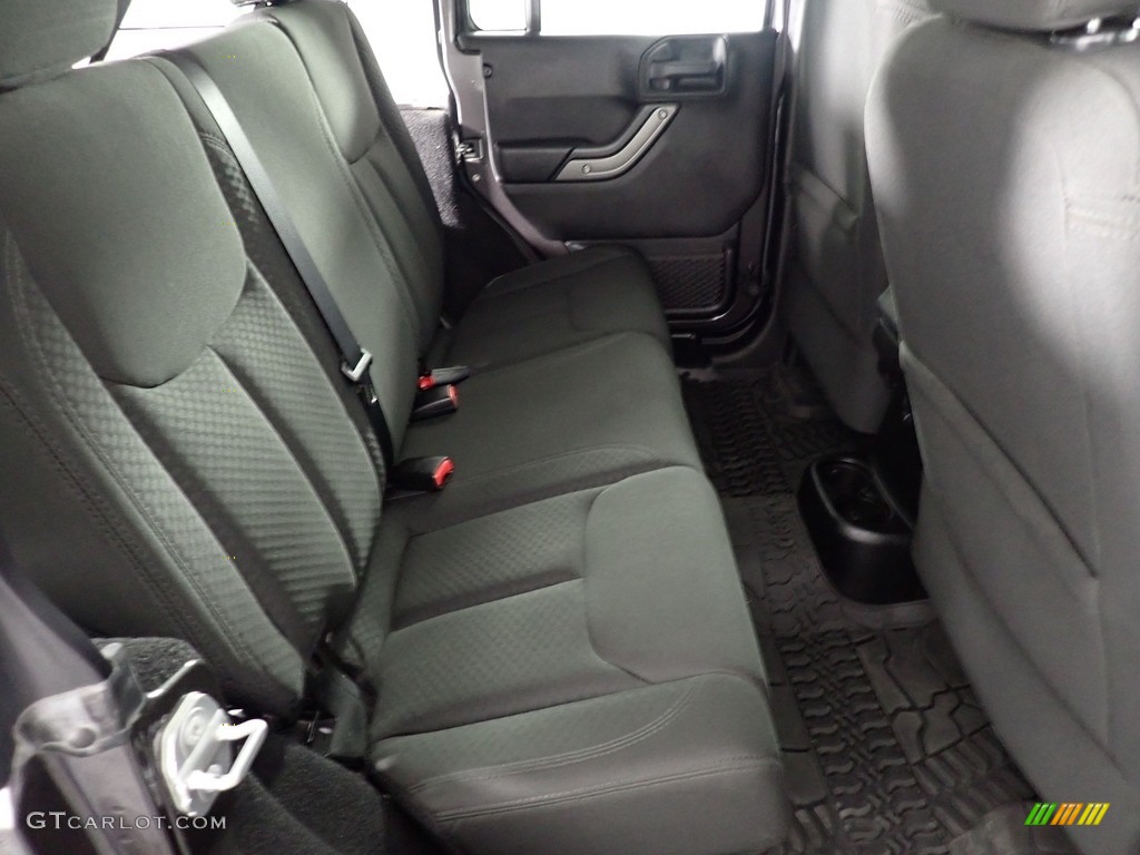 2014 Jeep Wrangler Unlimited Sport 4x4 RHD Rear Seat Photos