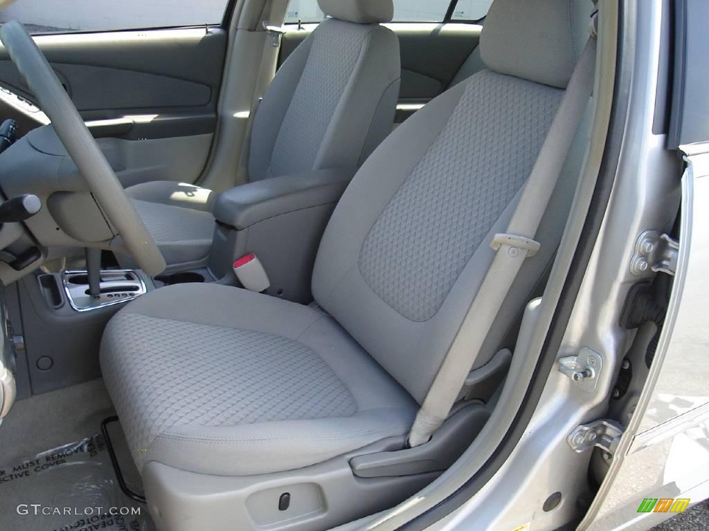2006 Malibu LT Sedan - Silverstone Metallic / Titanium Gray photo #12