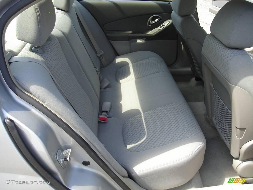 2006 Malibu LT Sedan - Silverstone Metallic / Titanium Gray photo #14
