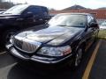 Black 2005 Lincoln Town Car Signature Limited