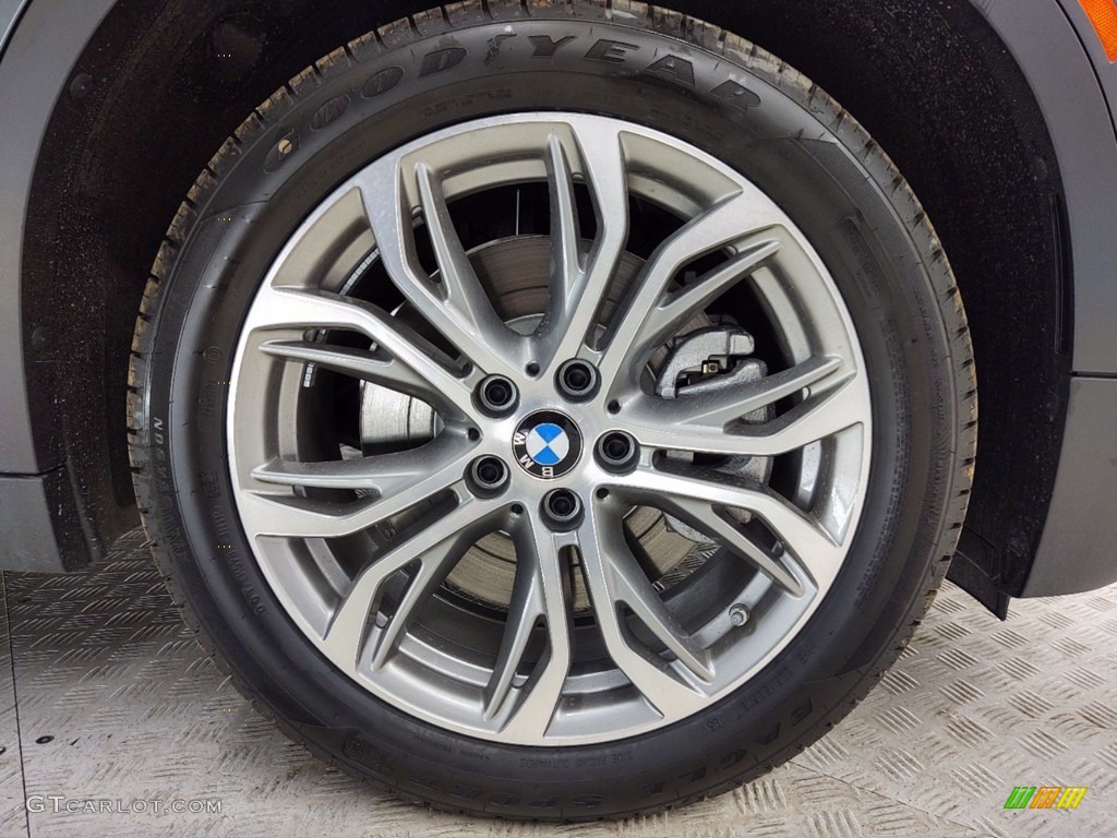 2021 X2 sDrive28i - Mineral Gray Metallic / Black photo #3