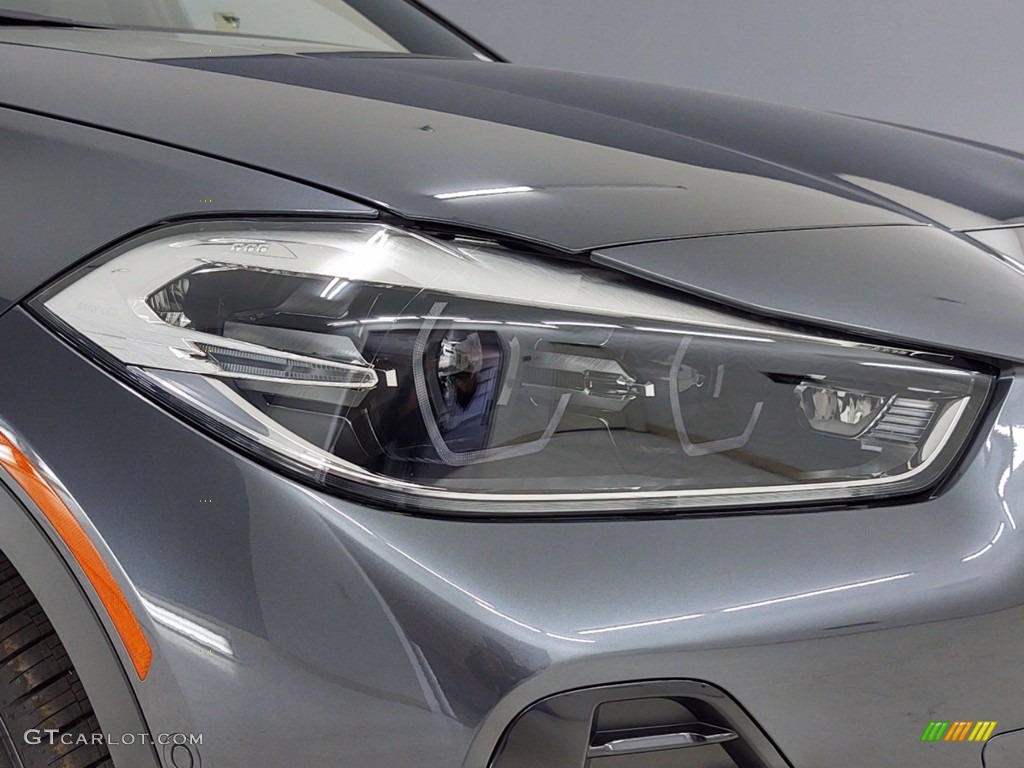 2021 X2 sDrive28i - Mineral Gray Metallic / Black photo #4